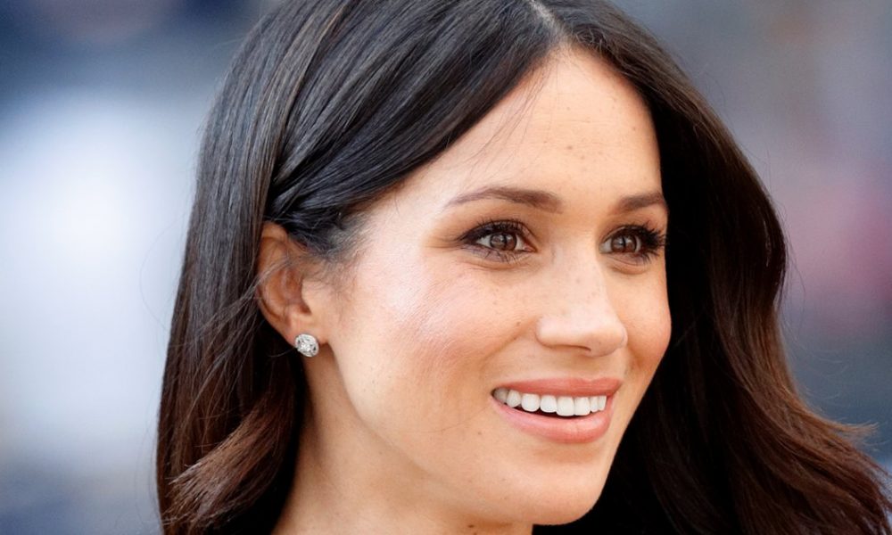 Meghan Markle addresses Skin Lightening & airbrushing in Photos ...